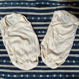 Kate Quinn cream colored onesie bundle (6-12mo & 12-18mo)